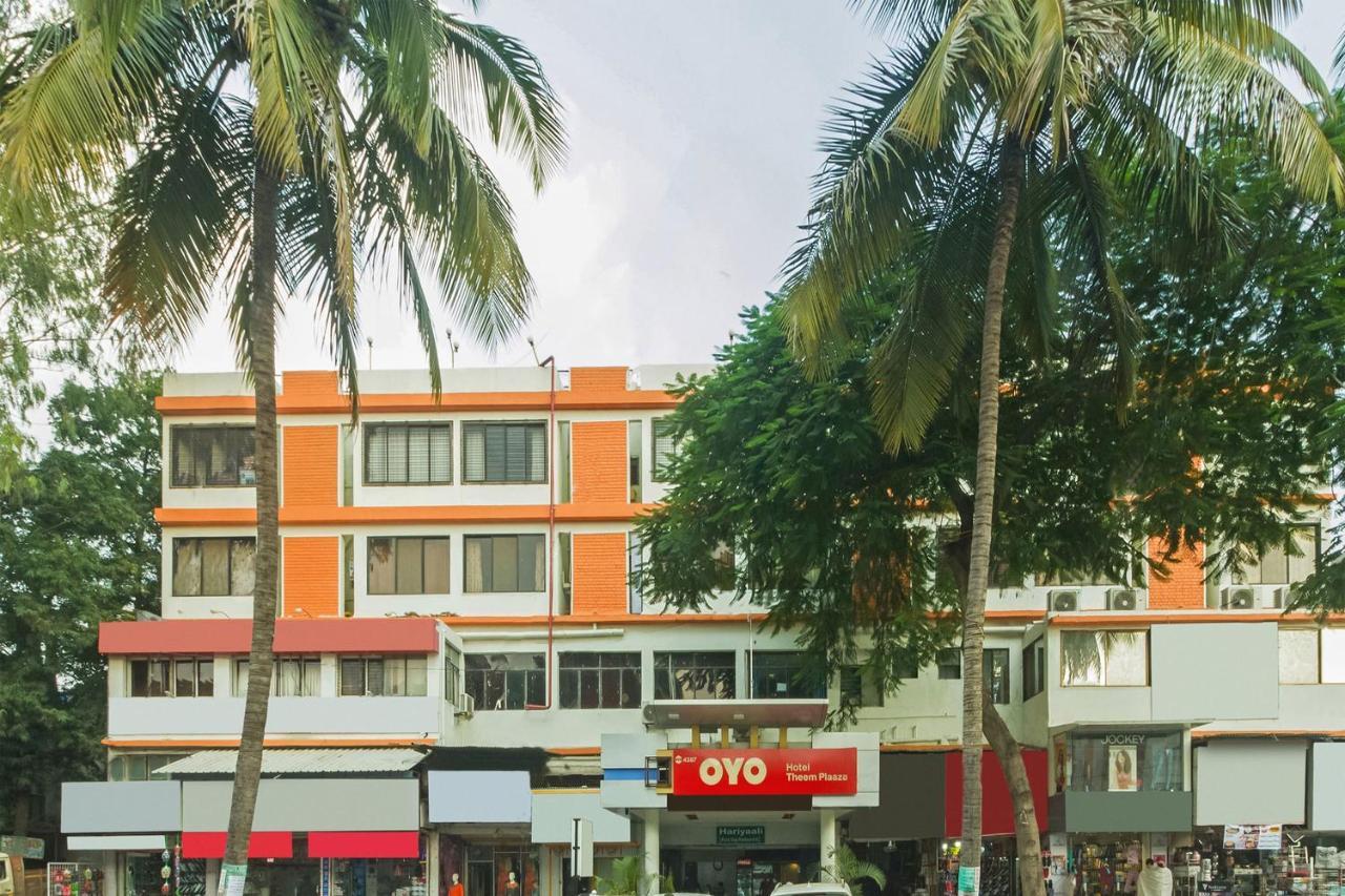 Flagship 4387 Hotel Theem Plaaza Nashik Bagian luar foto